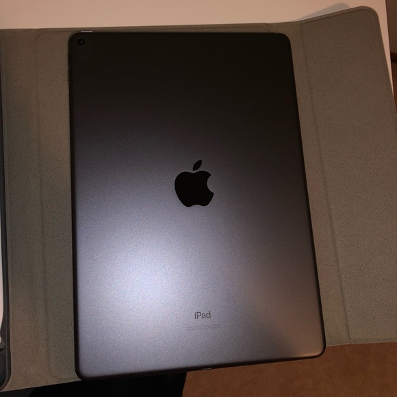 iPad 3rd generation with Apple Pencil